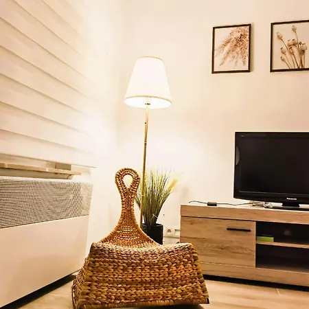 Apartment Easyescape - Rene M 200m Het *