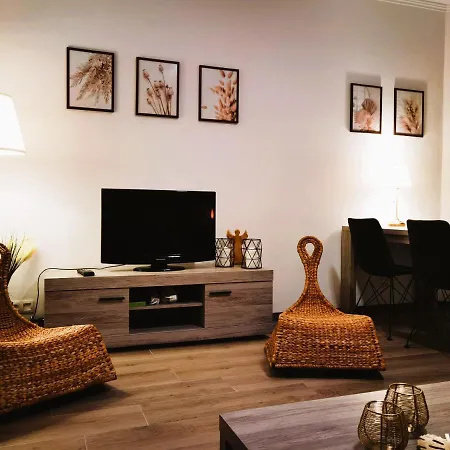 Easyescape - Rene M 200m Het アパート *