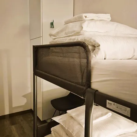 Easyescape - Rene M 200m Het *