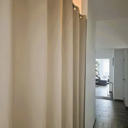 Easyescape - Rene M 200m Het *